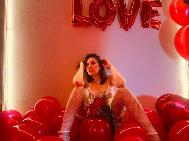 AdelaShery - Live porn &amp; sex cam - 24706881