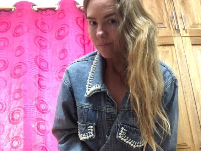 AngieKristeins - Sexe cam en vivo - 24707265