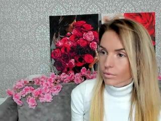 BrendaWonderful - Live sex cam - 24709593