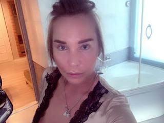 Veraxhoney - Live porn &amp; sex cam - 24710957