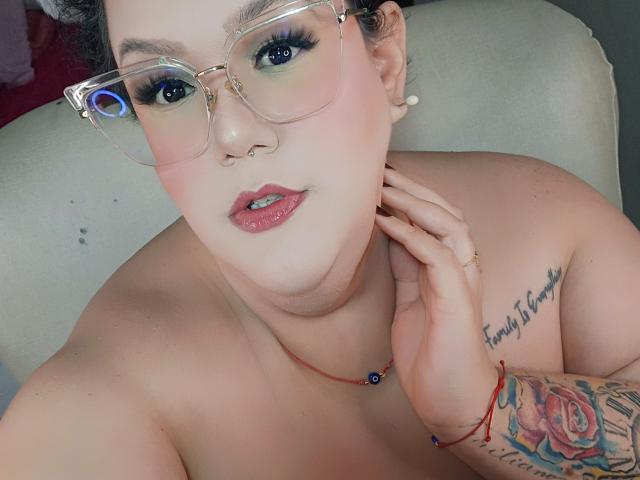 GiannaMorrys - Live sex cam - 24712261