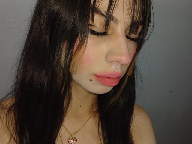 KatherinJohns - פורנו בשידור חי ומצלמת סקס - 24713289