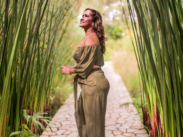 ManuelaMature - Live Sex Cam - 24716933