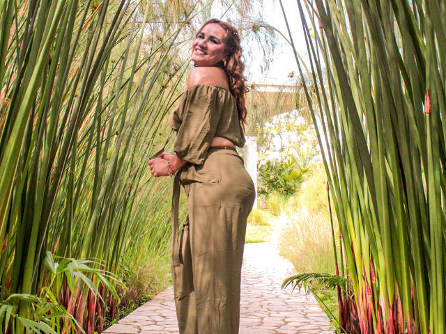 ManuelaMature - Live porn &amp; sex cam - 24716949