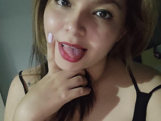 Myalewwis - Live porn &amp; sex cam - 24717617