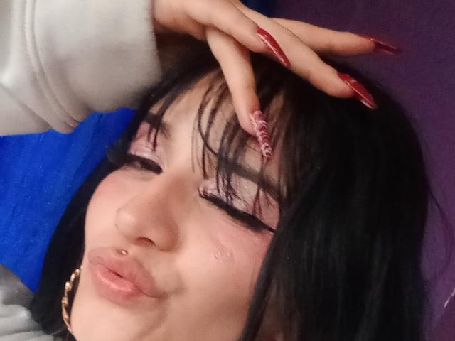 LindaWatsong - Live porn &amp; sex cam - 24719433