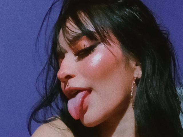 LindaWatsong - Live porn &amp; sex cam - 24719457