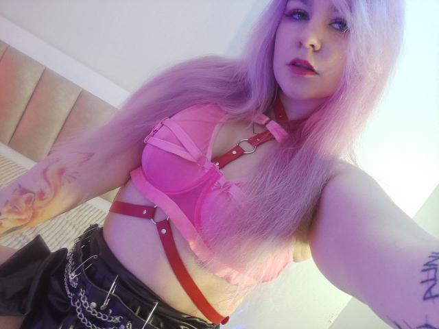 WhiteKrol - Live Sex Cam - 24721397