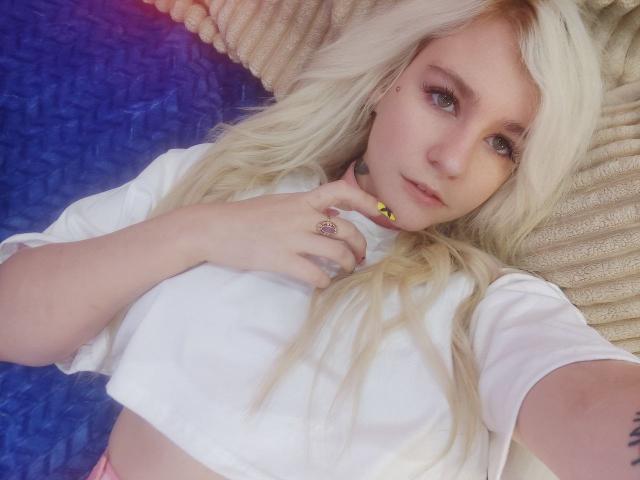 WhiteKrol - Live porn &amp; sex cam - 24721417