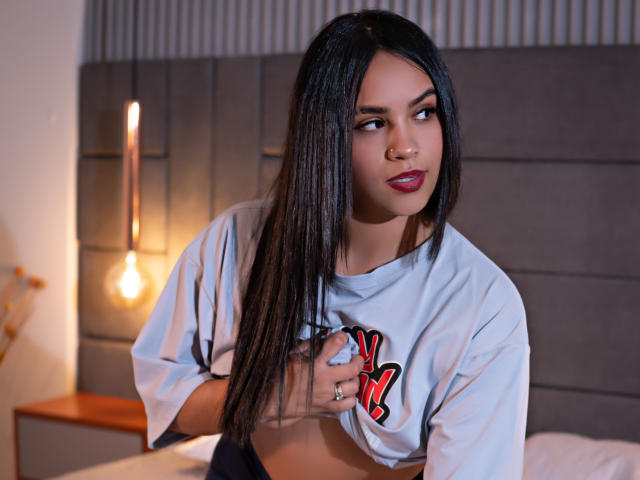 TarahJune - Live porn &amp; sex cam - 24723765