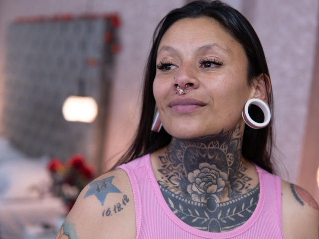 NikyHenao - Live porn &amp; sex cam - 24724529