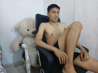 DarioVentura69 - Live porn &amp; sex cam - 24724865