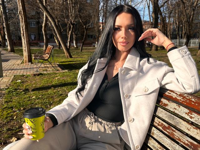 Nadeen - ライブポルノ&amp;セックスカム - 24725141