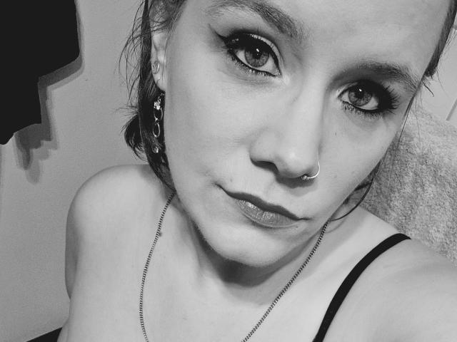 MissVanny-hot - Live porn &amp; sex cam - 24726077