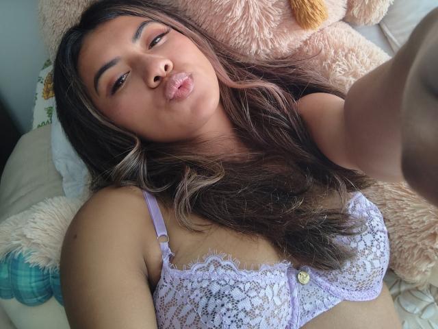 EimyRousse - Sexe cam en vivo - 24726401