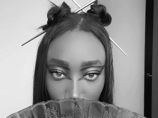 EllenWaris - Sexe cam en vivo - 24726425