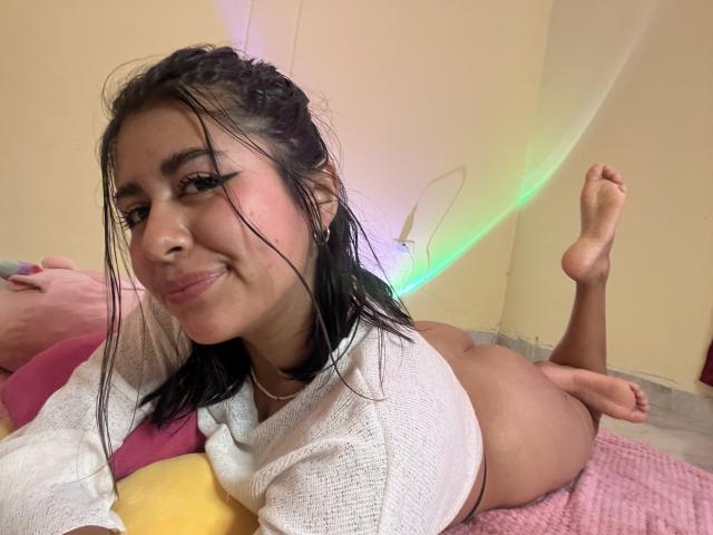 MaiaHairy - Live porno og sexkamera - 24726981