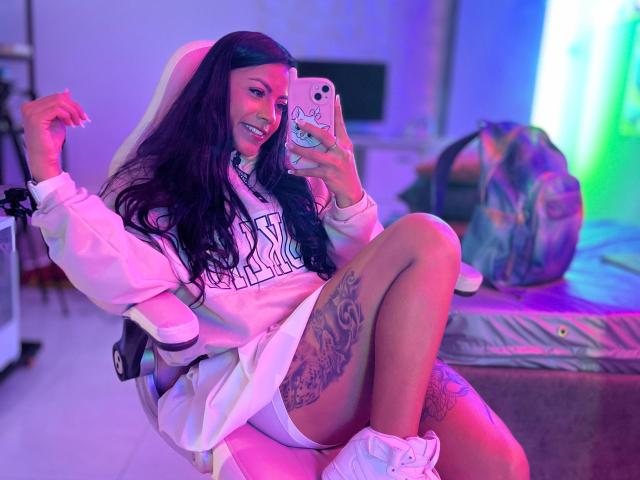 Amberv - Live porn &amp; sex cam - 24728573