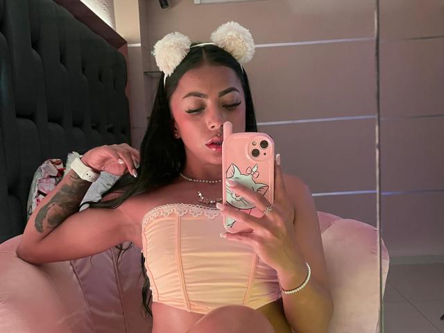 Amberv - Live porn &amp; sex cam - 24728621