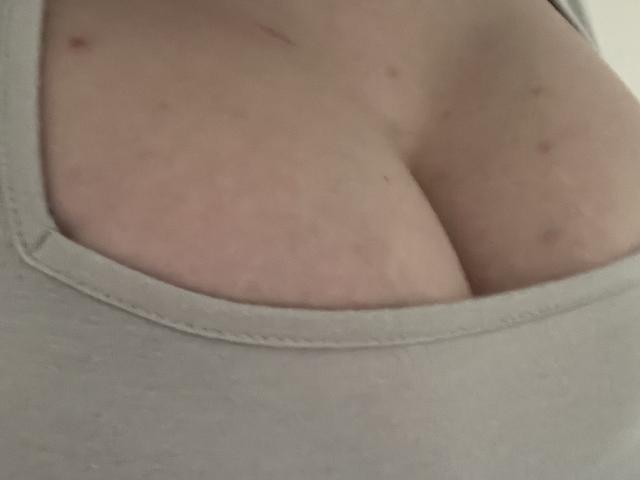 Rimia - Live sex cam - 24730537
