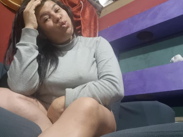 AlmaWhite69 - Live porn &amp; sex cam - 24733645