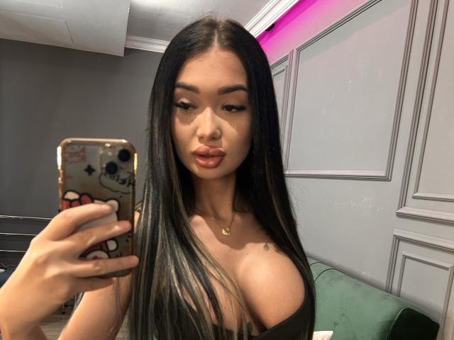 SashaFerrera - Live porn &amp; sex cam - 24736905