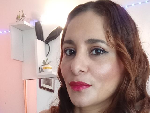 LaceySwit - Live porn &amp; sex cam - 24737477