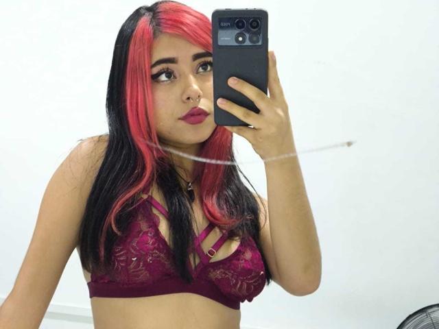 MimiLuvy - Live sex cam - 24737657