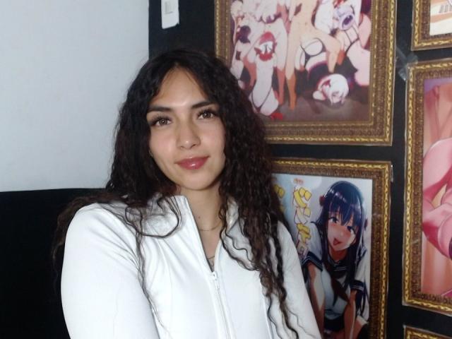 ZhamiraSexy - Live porn &amp; sex cam - 24743177