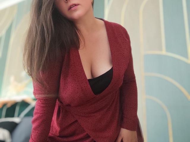 SabrinaGoldd - сексуальная веб-камера в реальном времени - 24745797