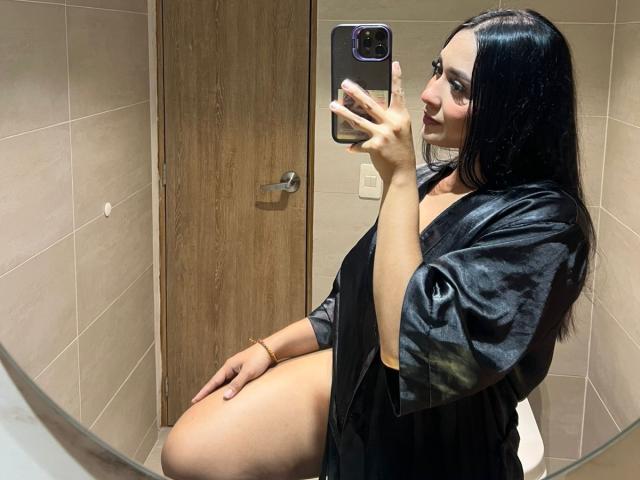 SofiaJames - Live porn &amp; sex cam - 24749565