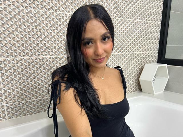 SofiaJames - Live porn &amp; sex cam - 24749597