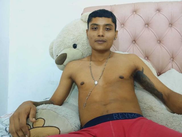 SpicyBrownie - Live sex cam - 24750221