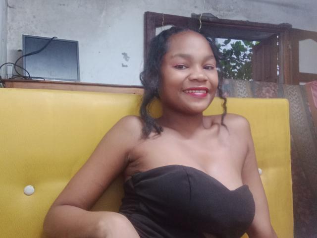 MissBloom - Live porn &amp; sex cam - 24750945