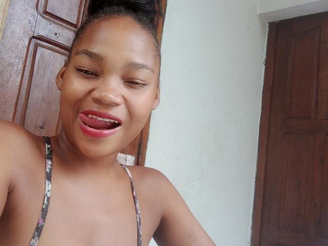 MissBloom - Live porn &amp; sex cam - 24750969