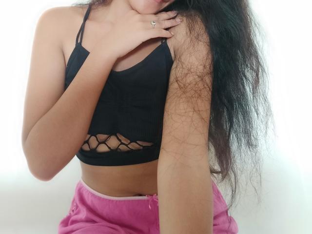 ChloeWu - Sexe cam en vivo - 24756517