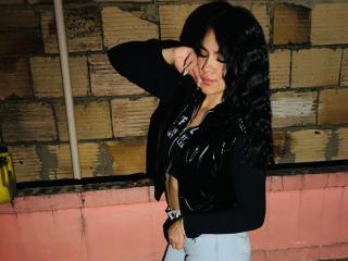 TarahJune - сексуальная веб-камера в реальном времени - 24757673