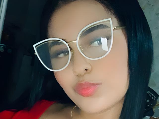 MadinsonSmith - Live sex cam - 24762269