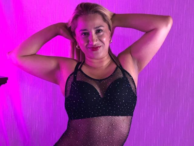 IriisSugar - Live porn &amp; sex cam - 24771177