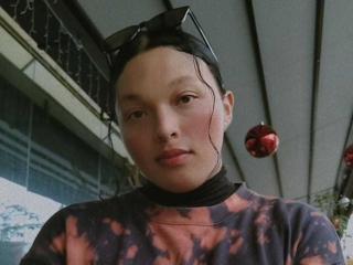 LisseBurning69 - сексуальная веб-камера в реальном времени - 24772333