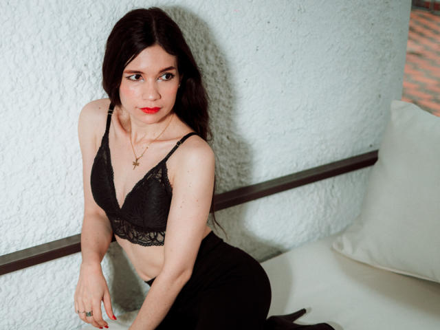 SofiArias - Live porn &amp; sex cam - 24772413