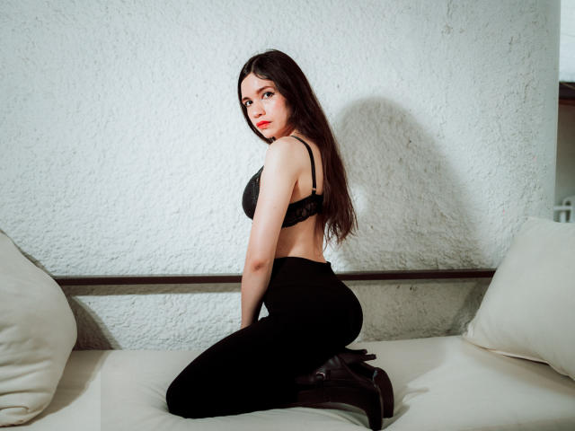 SofiArias - сексуальная веб-камера в реальном времени - 24772505