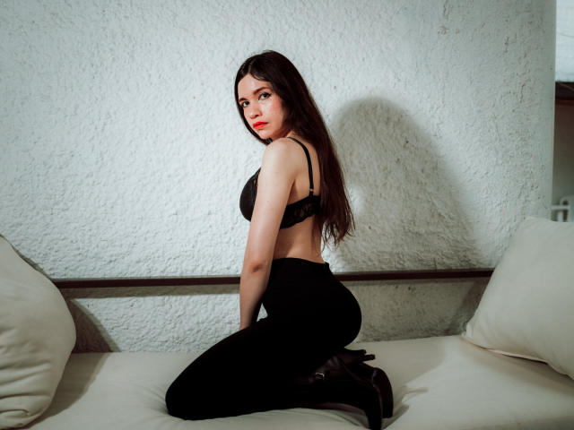 SofiArias - сексуальная веб-камера в реальном времени - 24772517