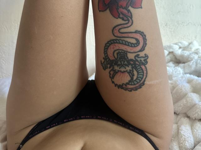 VikkyLikky - Live porn &amp; sex cam - 24773181