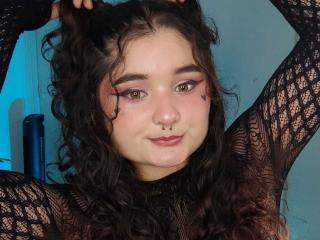 ElyLoveGood - Live porn &amp; sex cam - 24778745