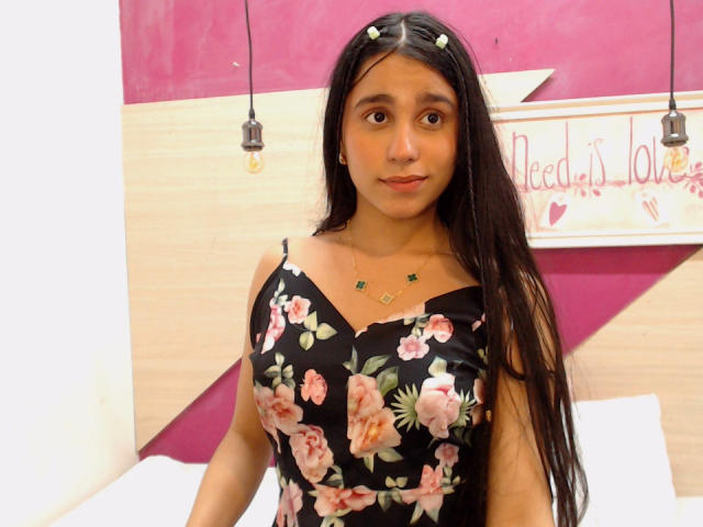 TiffannyRose - Live sex cam - 24780625