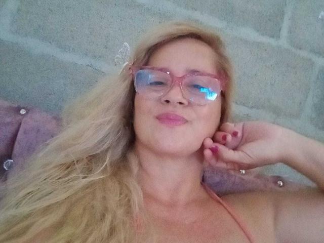 LupeAngel - Live porn &amp; sex cam - 24782613