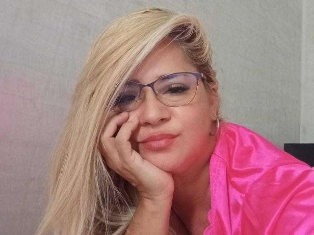 LupeAngel - Sexe cam en vivo - 24782629