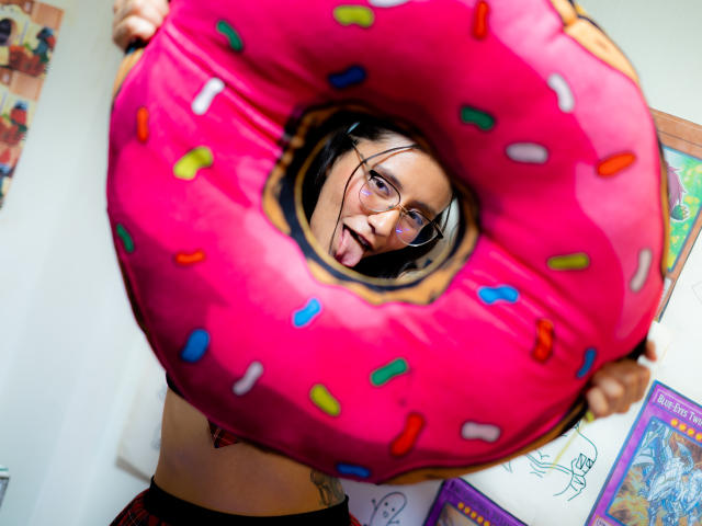 EviieGothel - Live Sex Cam - 24783573