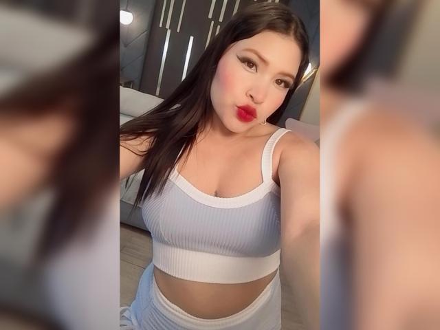 OliviGrace - פורנו בשידור חי ומצלמת סקס - 24784041